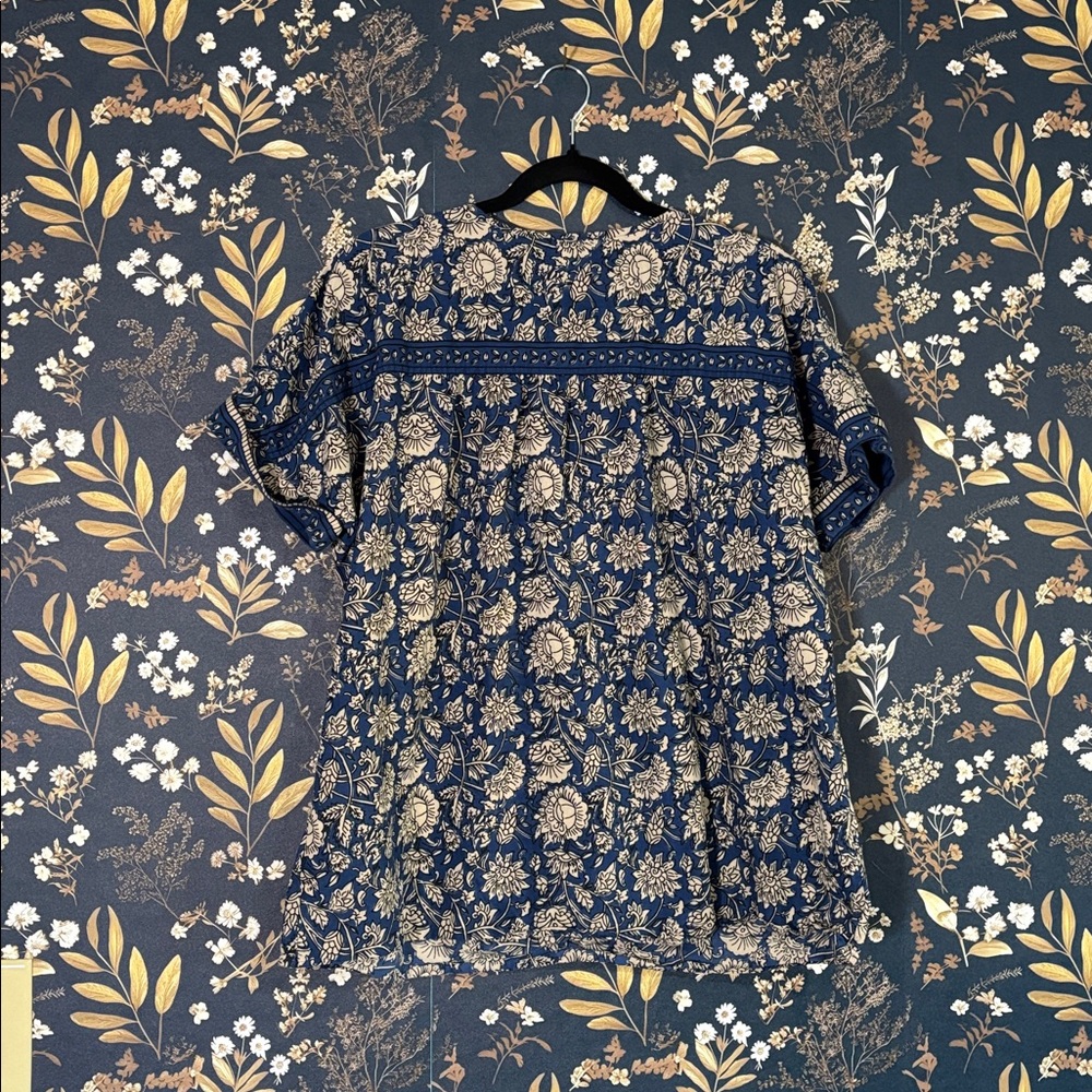J. Jill Pure Jill Elements Floral Blue and Cream Blouse Summer Size LT - Picture 6 of 6